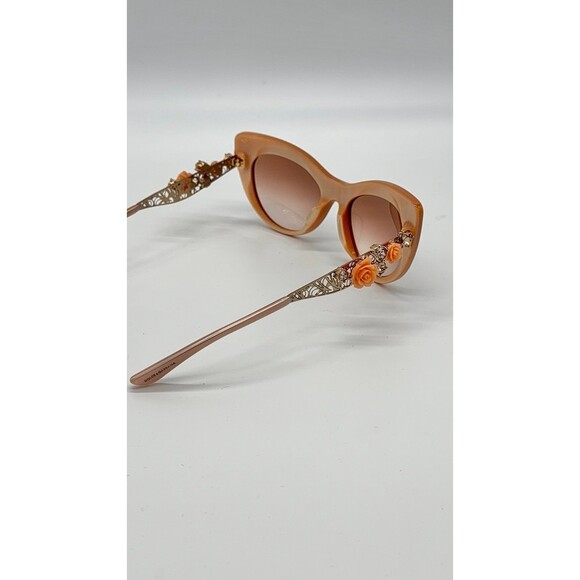 Dolce & Gabbana DG4302B cat eye sunglasses main image 4